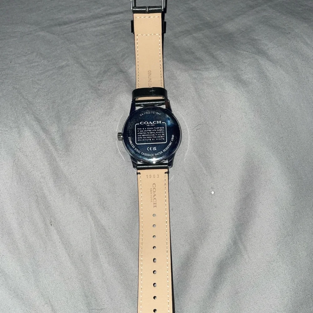 Men’s Leather Coach Watch - Picture 4 of 4